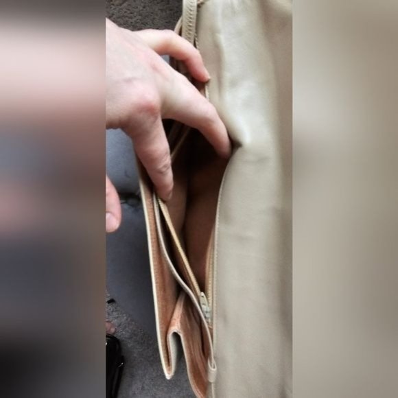 Adolfo tan leather shoulder purse - like new condition - Picture 8 of 12